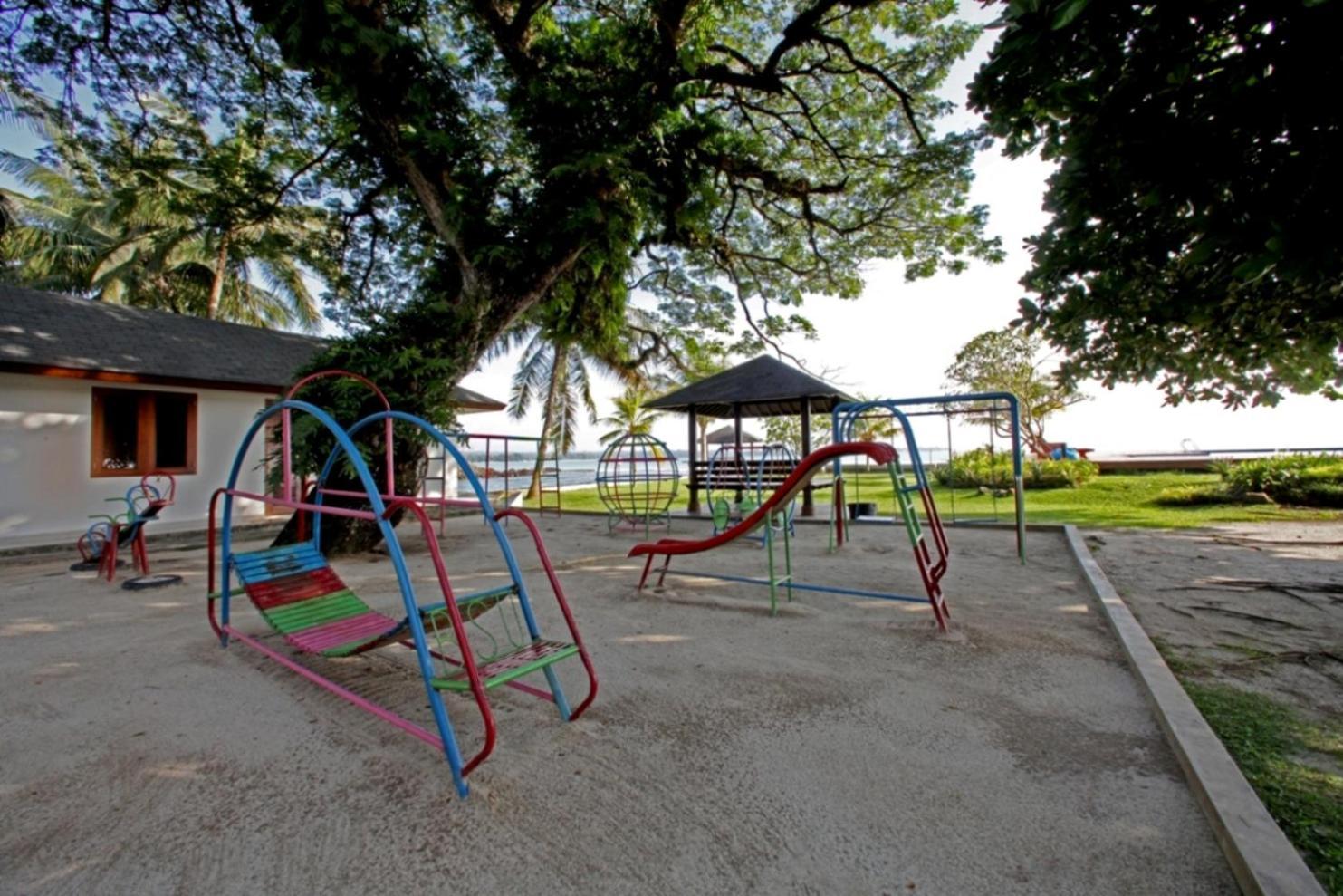 Archipelago Carita Sukarame Bagian luar foto