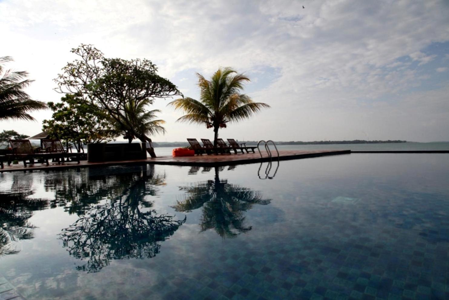 Archipelago Carita Sukarame Bagian luar foto